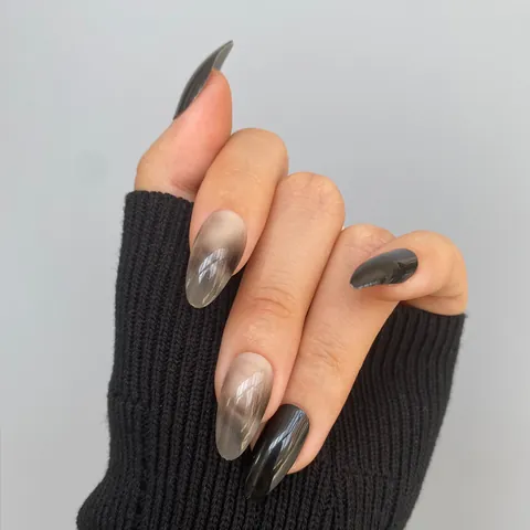 Dark Marble Style Press-on Nails Smoky Gradient Almond Shape ABS Resin False Nails For Women Wearable Manicure Tool Kit