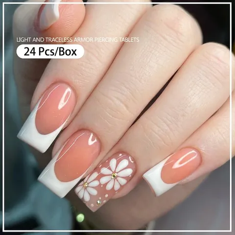 Unghie Finte a Pressione in Stile Francese con Fiori Bianchi e Strass Rosa Nudo Medio Lunghe Quadrate per Donna Decorazione Quotidiana
