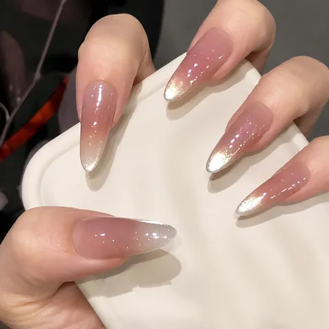 Luxury Cat Eye Press On Nails Long Almond Nude Pink Gradient Shimmer Reusable False Nails For Women Elegant DIY Manicure