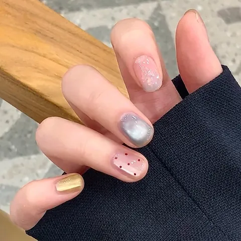 Dulce Cool Uñas a Presión de Resina Set Ojo de Gato Cielo Estrellado Estrella Lunares Diseño Corto Redondo Uñas Postizas Diario Fiesta Mujer