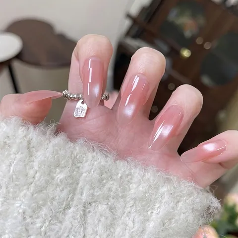 Nude-Rosa Katzenauge Aufklebbare Nägel Ovale Form Farbverlauf Perlglanz Wiederverwendbare Falsche Nägel Elegante DIY Nail Art Tips Damen