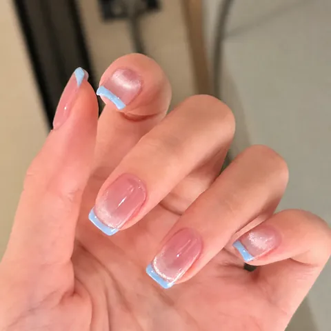 French Blue Edge Cat Eye Press On Nails Glossy Nude Pink Detachable Fake Nails For Women Fashion Summer Manicure Decoration