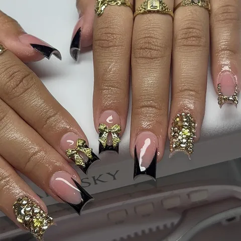 Französische Schwarze Künstliche Nägel Mit Goldener Strass Schleife Gelee Rosa Glänzende Kunstnägel Mittleres Rechteck Für Damen