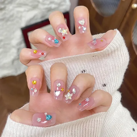 Unghie a Pressione Fatte a Mano con Sfumatura Rosa e Strass Scintillanti Stelle Cuori Forma Quadrata Unghie Artificiali
