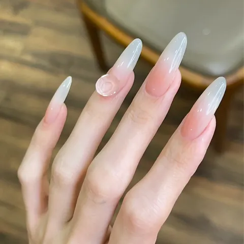 Uñas Postizas a Presión Hechas a Mano Degradado Rosa Nude Forma Almendra Larga Con Decoración Gota de Agua 3D Resina ABS