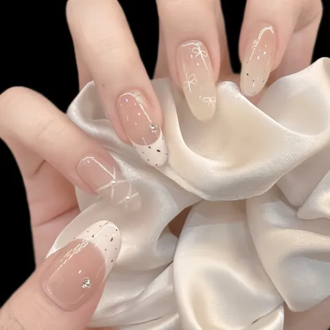 Nude Rosa Farbverlauf Mandel Aufpressnägel Mit Schleife Punktmuster Strass Handgefertigt Tragbare Falsche Nägel Für Damen