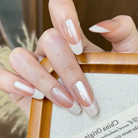 Sfumatura Francese Rosa Nude Unghie Finte Perlescenti Ovali Unghie Artificiali Riutilizzabili in Resina ABS per Donna Decorazione Quotidiana