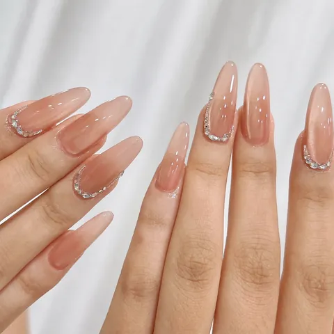 Handgemachte Luxus Nude Pink Verlauf Nägel Zum Aufdrücken Mit Strasssteinen Lange Mandelform Wiederverwendbare Faux Ongles Für Damen
