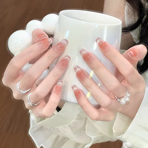 Unghie a Pressione Professionali in Resina Occhio di Gatto Eleganti Sfumate Rosa Nudo Unghie Finte Con Strass per Donna