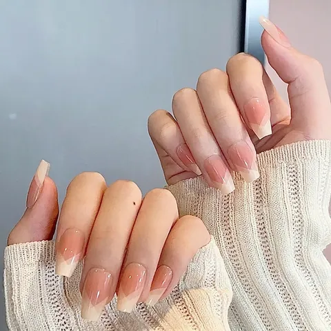 French V-Shape Press On Nails Nude Pink Gradient White Coffin Fake Nails Glossy ABS Resin Artificial Fingernails For Women