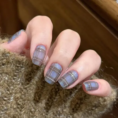 Unghie Finte Vintage a Quadretti Viola Quadrato Rotondo Corte Unghie Artificiali per Donna Decorazione Manicure Quotidiana