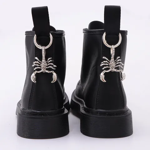 Punk Gothic Schorpioen Engel Vleugel Schoenbedels Voor Laarzen Metaal Strass Hanger Decoratieve Accessoires Voor Martin Boots Cadeau
