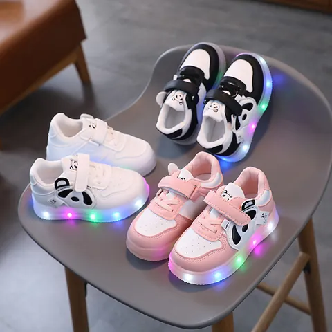 Scarpe a LED per Bambini Panda Cartone Animato Sneakers in Pelle Microfibra Scarpe Casual Antiscivolo Con Chiusura a Velcro