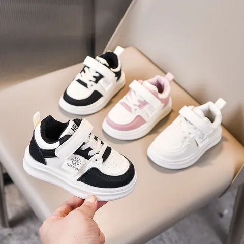 Scarpe da Skate Casual per Bambini in Pelle Sintetica con Fodera in Velluto Caldo Sneaker con Suola in Gomma Antiscivolo per Ragazzi Ragazze Bambini