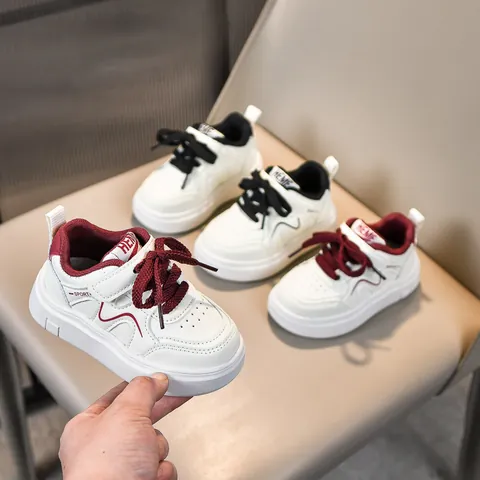 Kinder Casual Board-Schuhe Sneaker Für Jungen Mädchen Kunstleder Rutschfeste Dicke Sohle Low Top Sneaker Mit Klettverschluss Tägliche Wanderschuhe