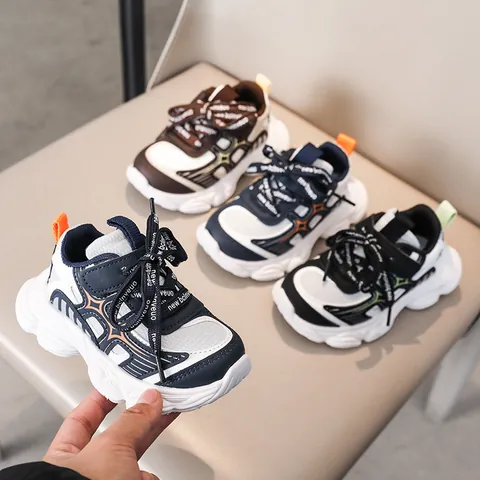 Sneakers Chunky per Bambini Scarpe da Corsa in Mesh Traspirante per Bambini e Bambine Colore a Contrasto Scarpe Sportive Antiscivolo