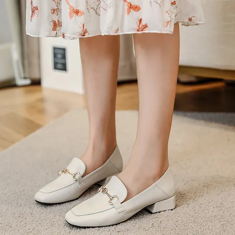Women Square Toe Loafers Microfiber Leather Low Chunky Heel Single Shoes With Metal Horsebit Buckle Retro Commuting Footwear