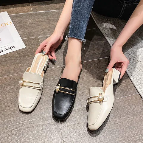 Γυναικεία Κλειστά Mules από Δέρμα Microfiber Με Μαργαριτάρια και Μέταλλο Χοντρό Τακούνι Ιαπωνικά Casual Κομψά Mules