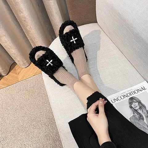 Women's Faux Fur Plush Slippers Open Toe Platform Slipper Soft Warm Indoor Outdoor Slides With Metal Buckle Daily Slipper