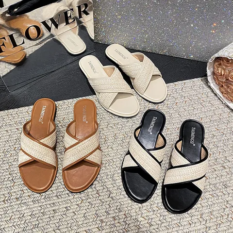 Women's Casual Cross Strap Woven Flat Sandals Summer Beach Slide Slippers Synthetic Leather Trim Durable Rubber Sole
