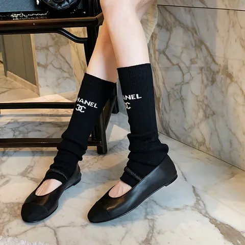 Women Classic Mary Jane Flat Shoes Bicolor Round Toe Slip-on Loafers with Elastic Scrunchie Strap Microfiber Leather Academy Style Shoes
