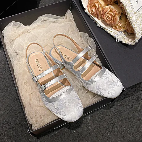 Women Vintage Mary Jane Shoes Satin Floral Jacquard Block Heel Double Strap Metal Buckle Square Toe Elegant Party Shoes