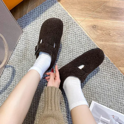 Women Winter Warm Faux Fur Lined Felt Clog Slippers Platform Buckle Clogs Casual Vintage Solid Color Outdoor Home Shoes