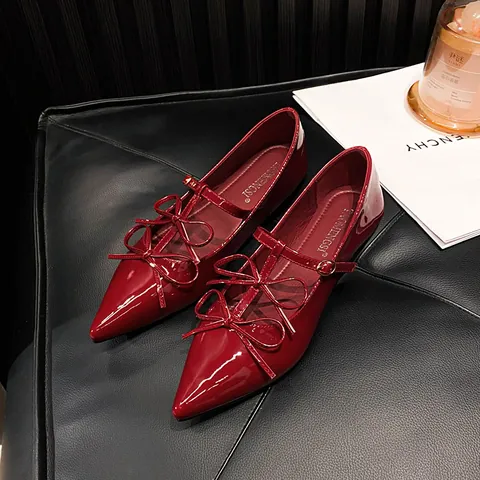 Women's French Retro Pointed Toe Bow Patent Leather Mary Jane Flats Elegant T-Strap Low Cut Wedding Banquet Dress Shoes