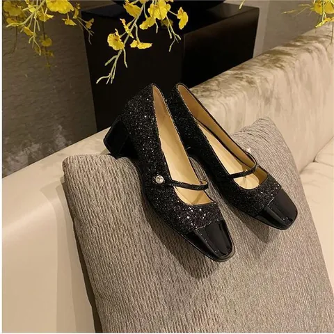 Women Elegant Mary Jane Block Heel Pumps Glitter Sequin Patent Leather Square Toe Single Shoes With Pearl Strap Party Shoe