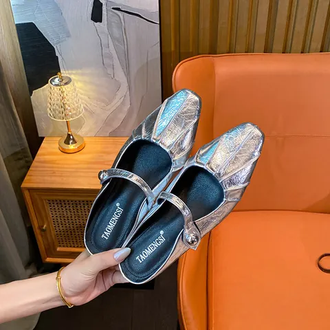 Damen Plissee Eckige Zehenpartie Mary Jane Mules Metallic Silber Schwarz Flache Loafer Mikrofaser Schnalle Slipper Schuhe