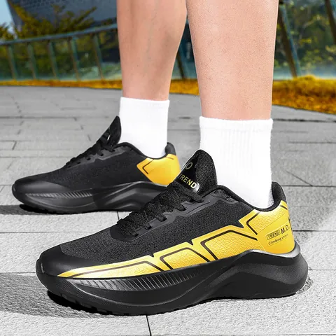 Men's Trendy Thick Sole Running Shoes Breathable Fish Silk Mesh Outdoor Climbing Shoes Marathon Non-slip Retro Casual Sneakers