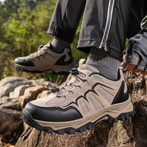 Breathable Mesh Hiking Shoes For Men Women Quick Lace Outdoor Climbing Sneakers Anti Slip Lightweight Trekking Trail Running Shoes