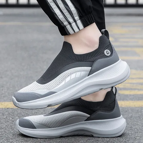 Unisex Mesh Breathable Running Shoes Slip On Lightweight Thick Sole Sport Shoes Casual Outdoor Hiking Sneakers Walking Shoes