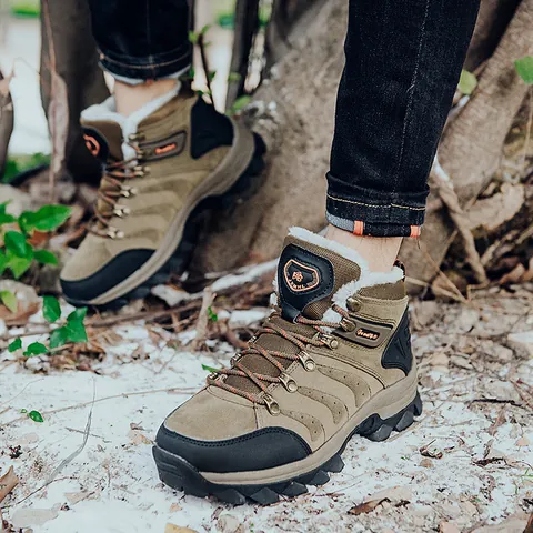 Men's Winter Outdoor Hiking Boots Warm Fleece Lined Snow Boots Anti-Slip Rubber Sole Suede Mountain Climbing Shoes