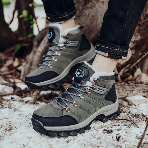 Men's Winter Outdoor Hiking Boots Warm Fleece Lined Snow Boots Anti-Slip Rubber Sole Suede Mountain Climbing Shoes