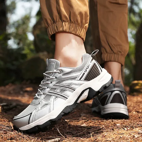 Fashion Outdoor Hiking Shoes Men Women Breathable Mesh Space Leather Splicing Thick Sole Non-slip Mountaineering Running Shoes Casual Walking Sneakers