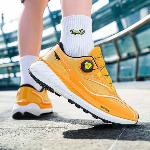 Chaussures de Course Respirantes pour Hommes Avec Boucle Rotative Baskets de Sport Amorties Légères Chaussures de Jogging en Maille pour Extérieur