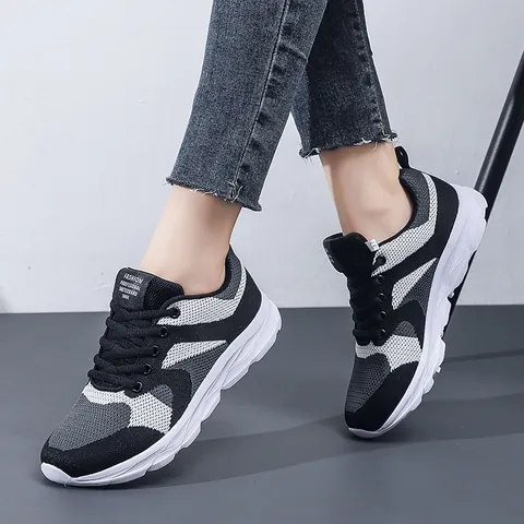 Women's Mesh Breathable Running Shoes Lightweight Soft Sole Knit Fashion Sneakers Black White Casual Student Athletic Shoes