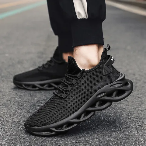 Chaussures de Course pour Hommes en Maille Respirante Légères Semelle en Lame Sneakers Sportives Décontractées