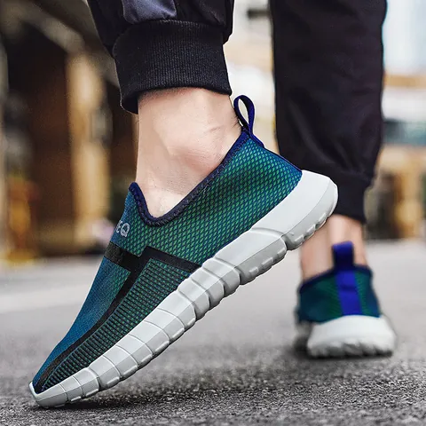 Heren Casual Mesh Sneakers Ademend Slip On Wandelschoenen Lichtgewicht Outdoor Wandelen Hardlopen Sportieve Fashion Sneakers Voor Heren
