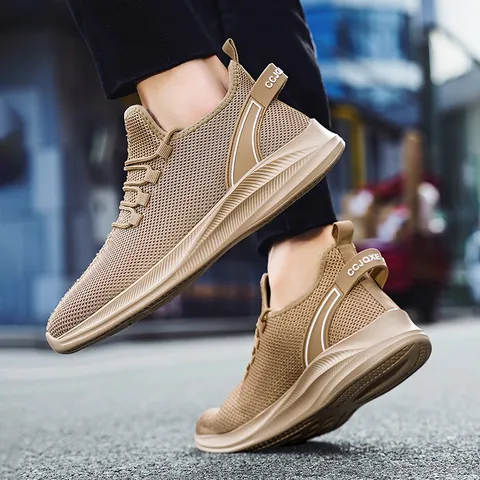 Chaussures de Course en Maille Respirante pour Hommes Légères Antidérapantes Baskets à Semelle Épaisse Chaussures de Marche Décontractées pour Sport Plein Air