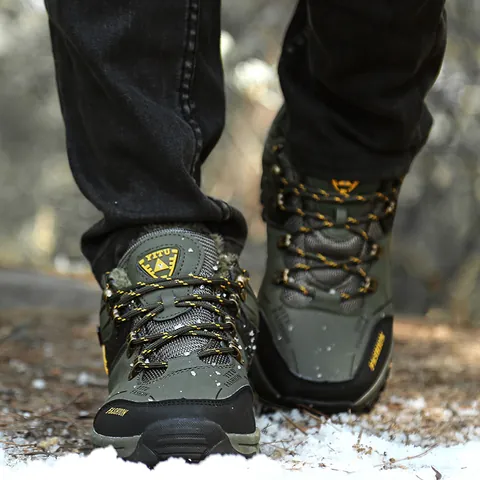 Men's Outdoor Hiking Boots Fleece Lined Thickened Winter Warm Sneakers Anti Slip Rubber Sole Trekking Shoes Climbing Footwear