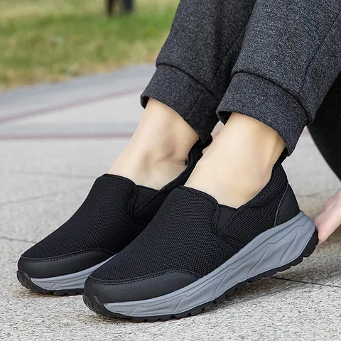 Men Women Lightweight Breathable Mesh Slip On Walking Shoes For Elderly Casual Outdoor Non Slip Sport Sneakers