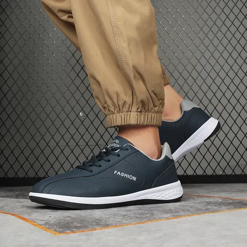 Herren Fashion Casual Sneaker Kunstleder Skateschuhe Atmungsaktiv Rutschfest Laufen Wanderschuhe Urban Industrial Stil