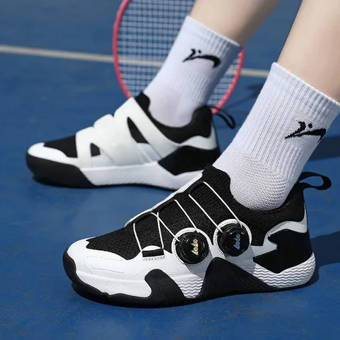 Chaussures de Badminton Professionnelles Hommes Femmes Système Double Molette Flyknit Respirant Tennis Entraînement Sport