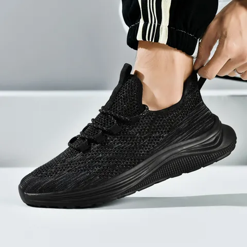 Men's Breathable Flyknit Running Shoes Lightweight Non-slip MD Sole Casual Sneakers For Men Black White Walking Shoes