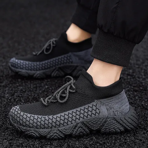 Mode Herren Freizeit-Sneaker Atmungsaktives Fly-Knit-Obermaterial Dicke Sohle Rutschfeste Outdoor-Laufschuhe Für Damen Herren
