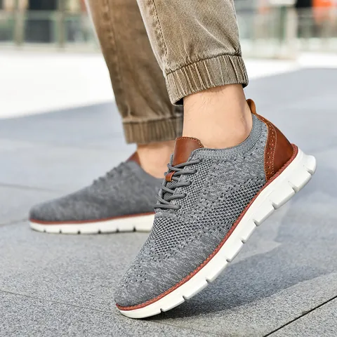 Chaussures de Sport Décontractées Flyknit pour Hommes Baskets de Mode Respirantes Légères Avec Détails en Cuir Brogue Patchwork