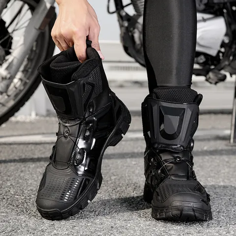 Botas de Moto Impermeables Profesionales para Hombre Mujer Zapatos de Carreras Protectores con Sistema de Perilla Mecánica
