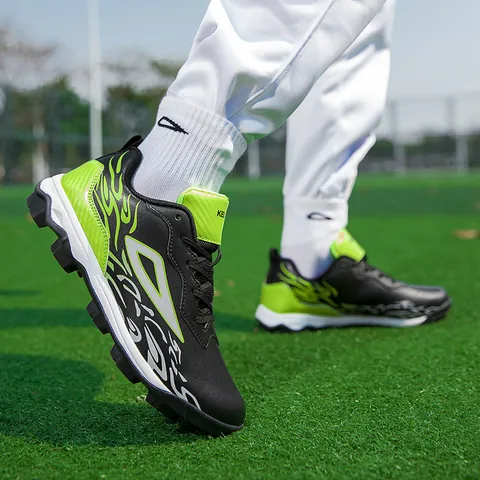 Men Professional Soccer Cleats Non-Slip Turf Training Shoes Flame Pattern Synthetic Leather Athletic Football Sneakers For Men Youth
